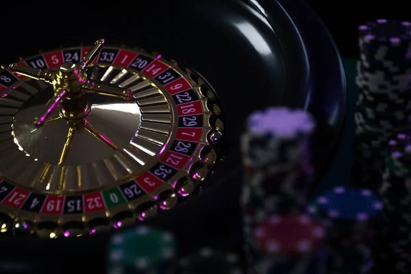 AduQ live dealer table on lombok toto